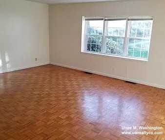 169 Lake Shore Rd #B2 - Photo 4 of 9