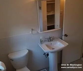 169 Lake Shore Rd #B2 - Photo 6 of 9