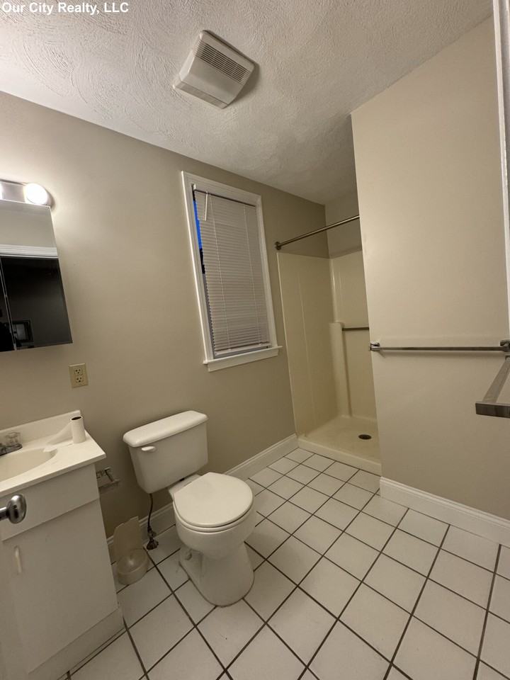 364 Harvard St #5 - Photo 7 of 14