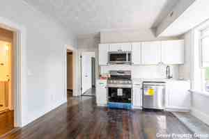 featured image of 205 L St #2