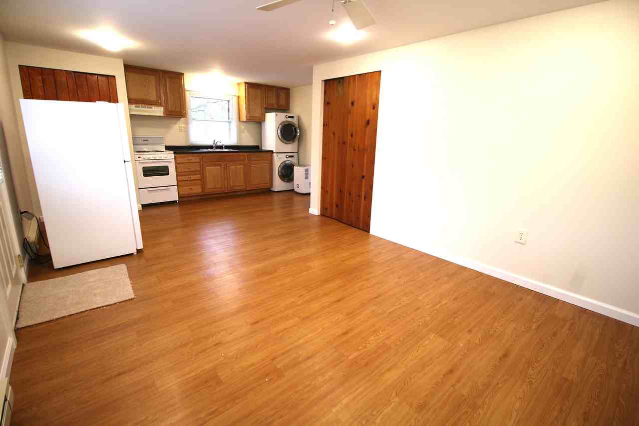 1272 Park Rd - Photo 3 of 8