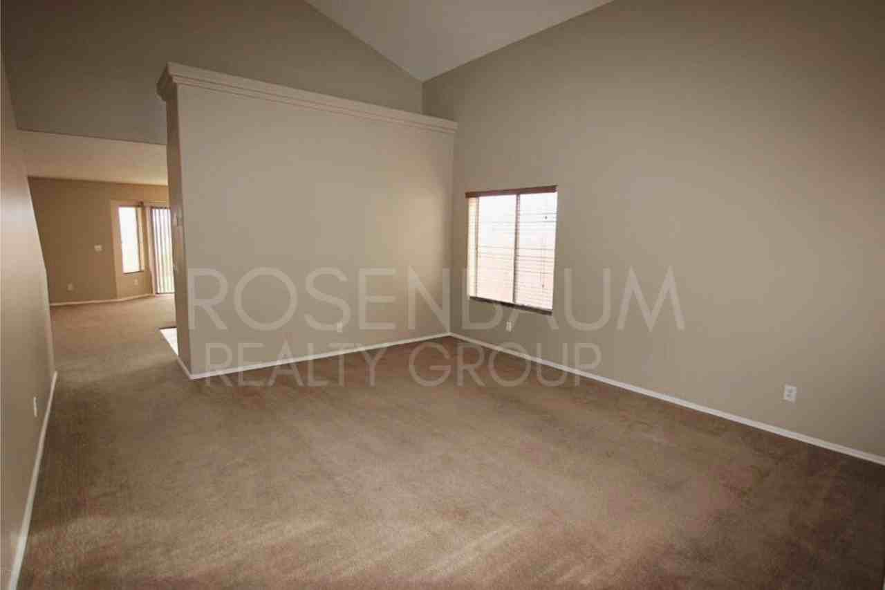 3846 W Morgan Ln - Photo 3 of 23