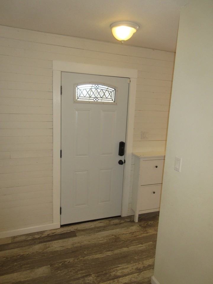 1101 Solar Rd Nw - Photo 3 of 43