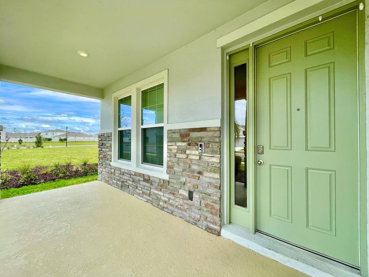 5520 Hollingworth Trl - Photo 2 of 50