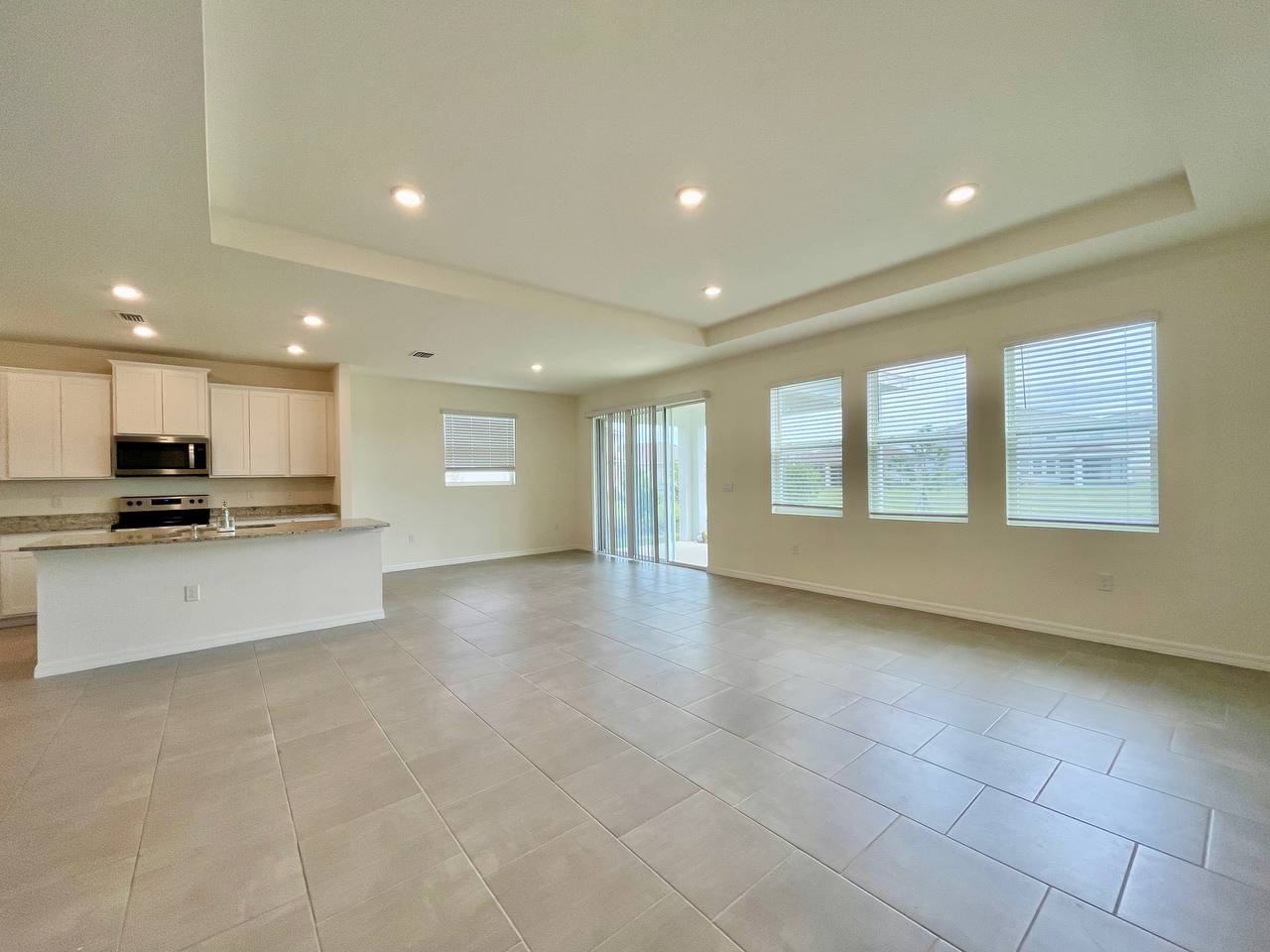 5520 Hollingworth Trl - Photo 6 of 50