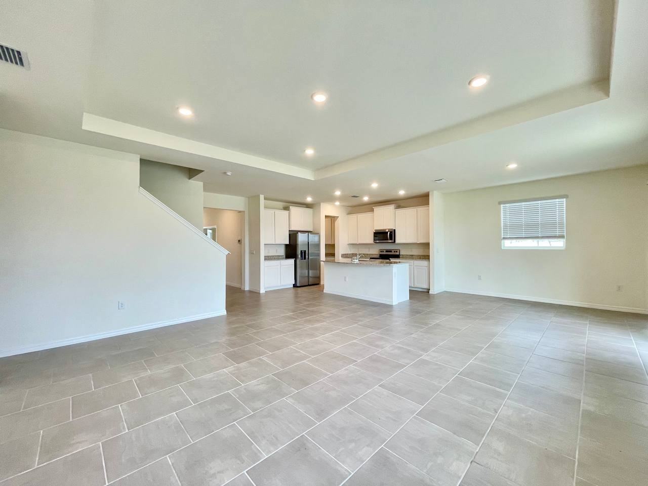 5520 Hollingworth Trl - Photo 7 of 50