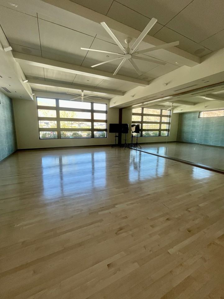 223 Sun Glaze Ave - Photo 6 of 50