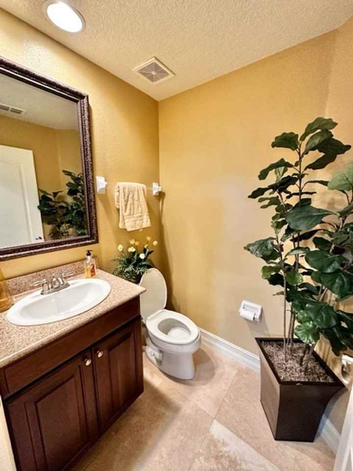4232 Messina Dr - Photo 3 of 25