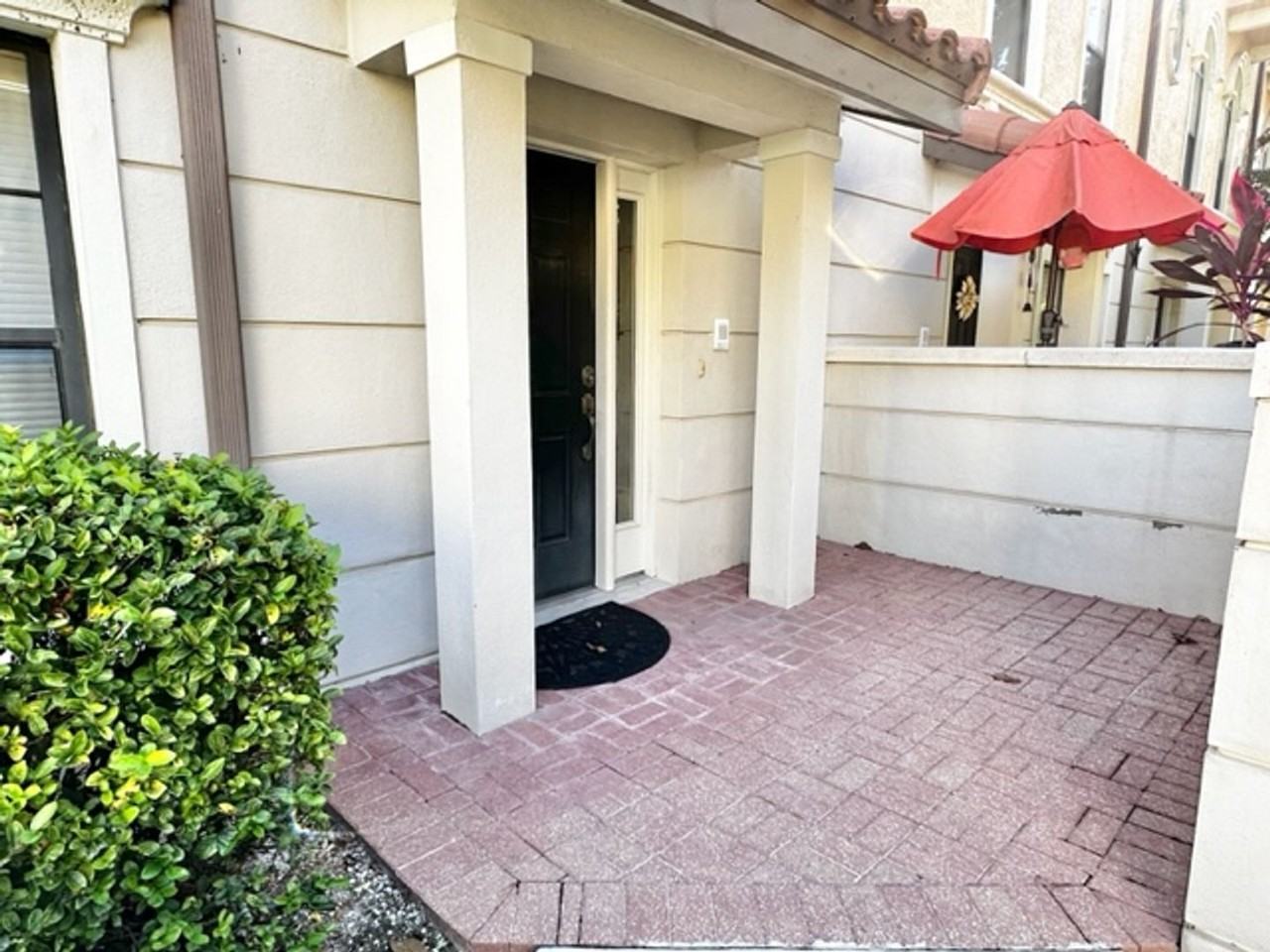 4232 Messina Dr - Photo 4 of 25