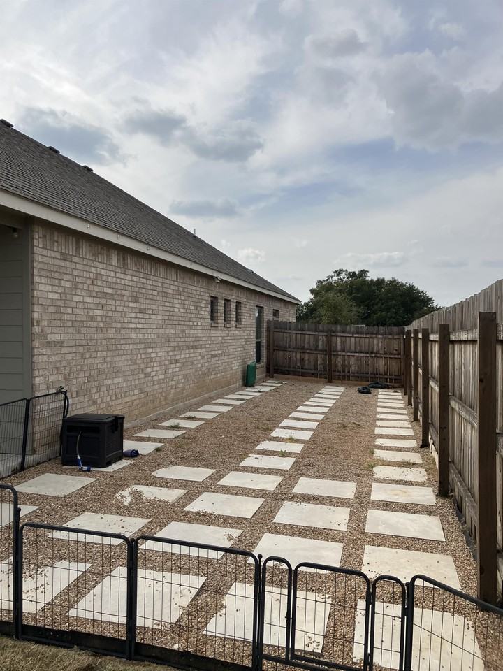 407 Raven Dr #1 - Photo 4 of 18