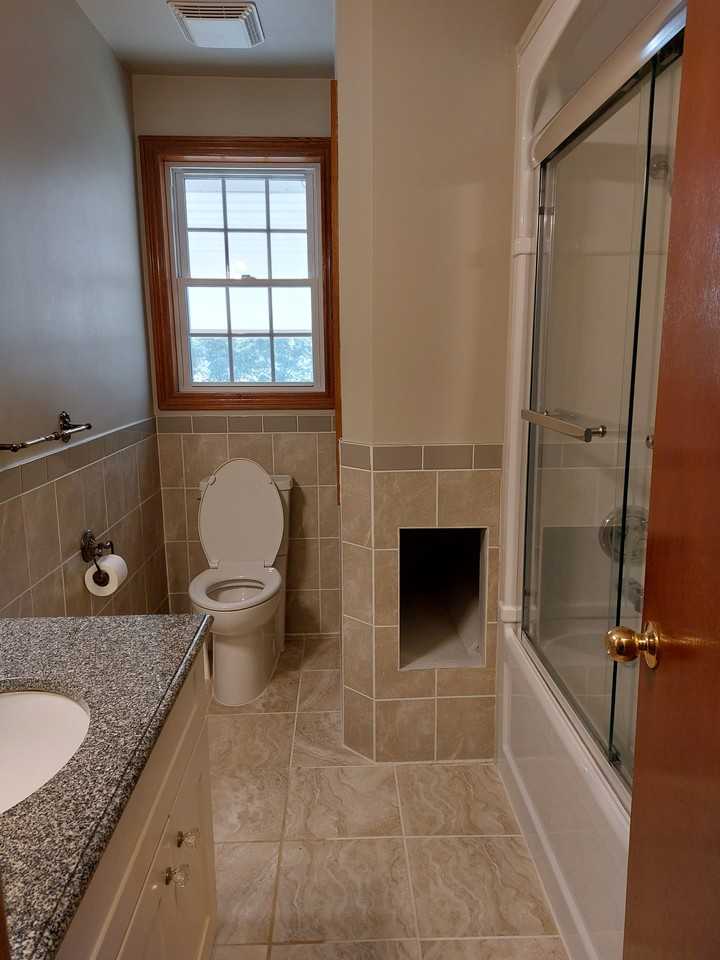 33 Crescentwood Drive #MAIN - Photo 5 of 9