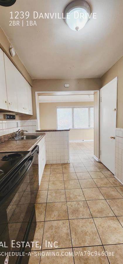 1239 Danville Dr - Photo 5 of 9