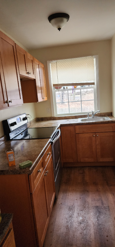 172 Chester St #1 - Photo 2 of 12