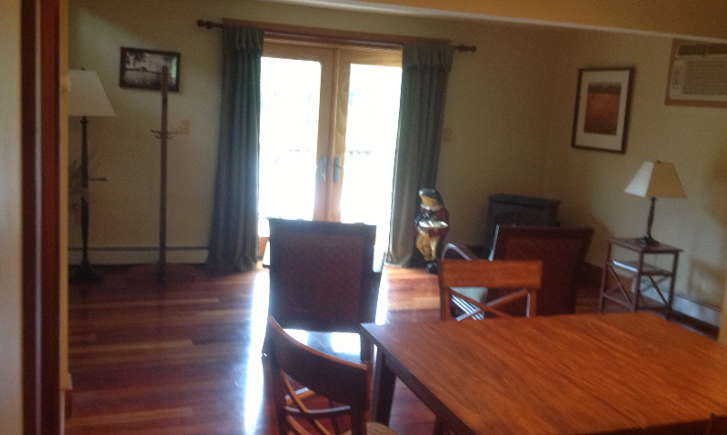 1204 Post Rd #1 - Photo 3 of 8