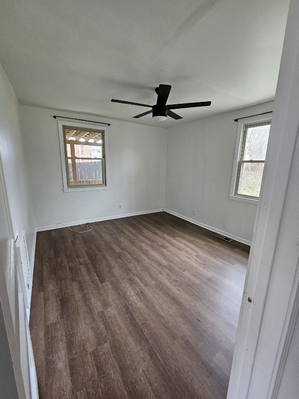 933 Riverside Dr #1 - Photo 2 of 5