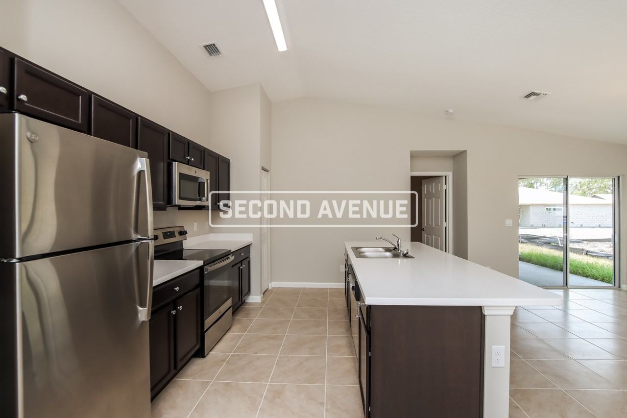 850 Algaringo Ave Se - Photo 4 of 19