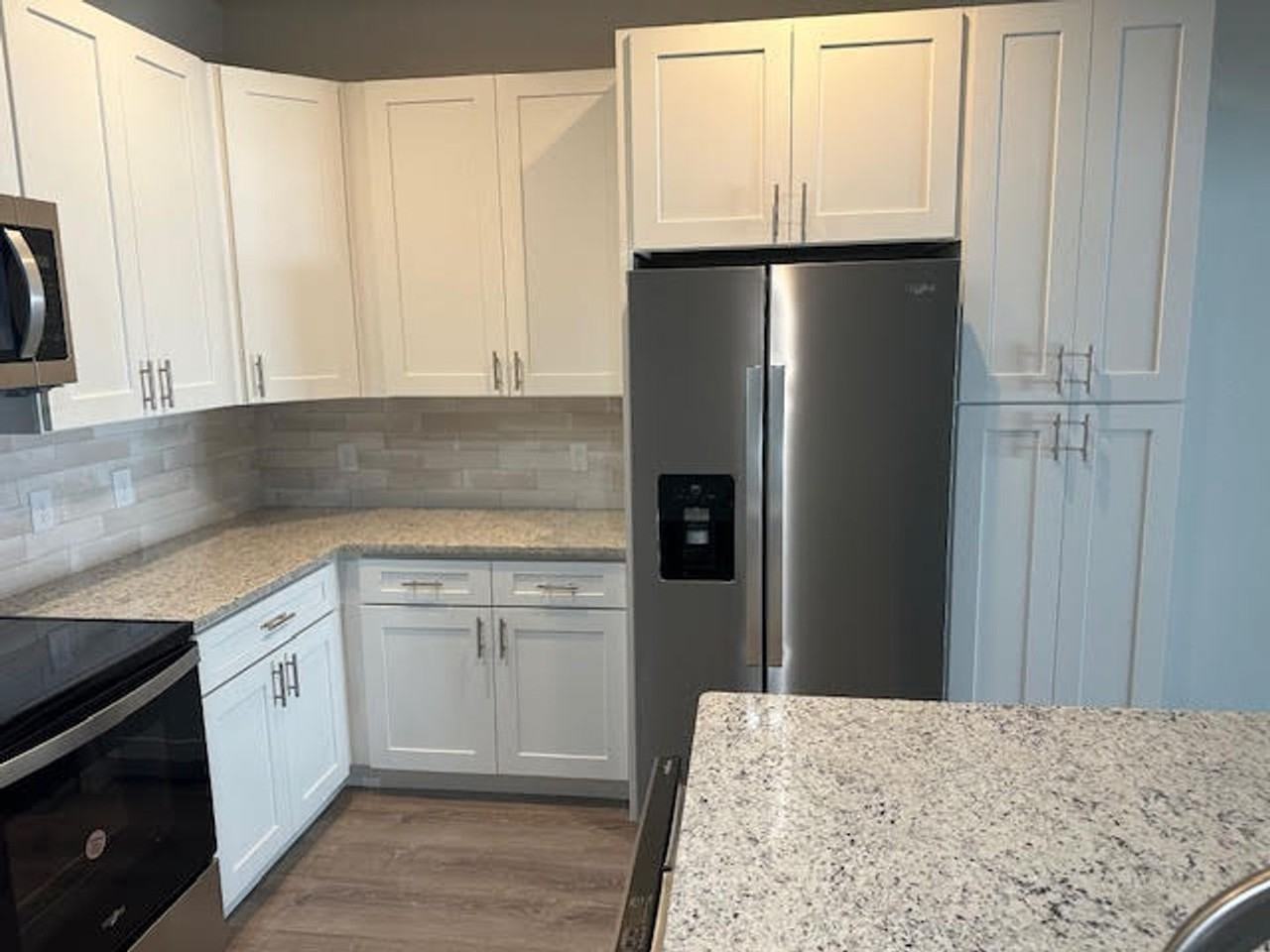 29 Columbia Ln - Photo 2 of 39