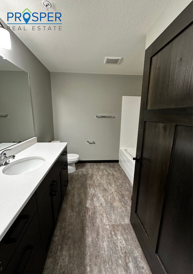 KE1614 - Photo 7 of 24