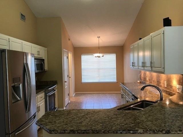 1206 Bartram Ln - Photo 2 of 15