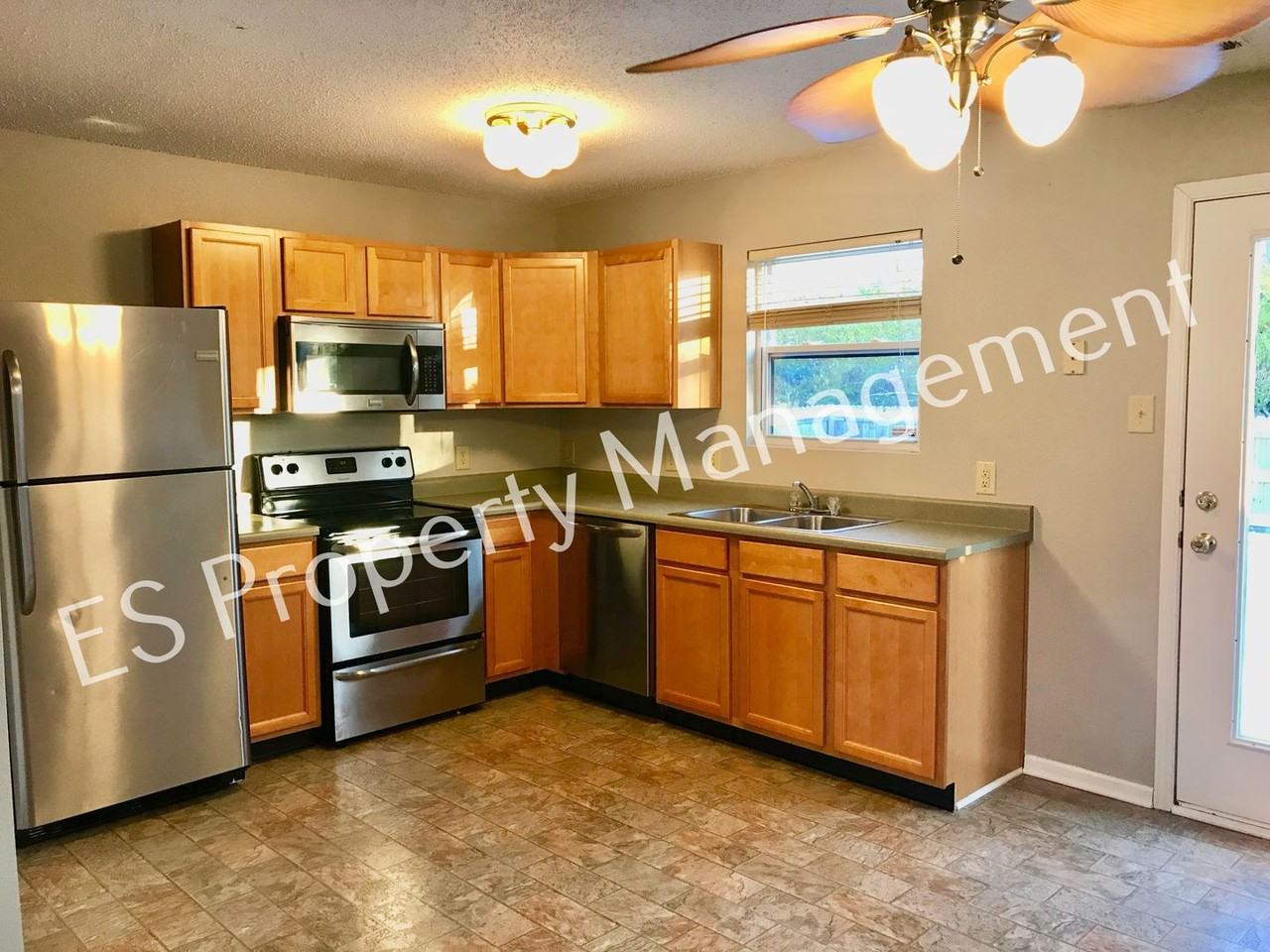 11355 Congaree Way - Photo 6 of 45