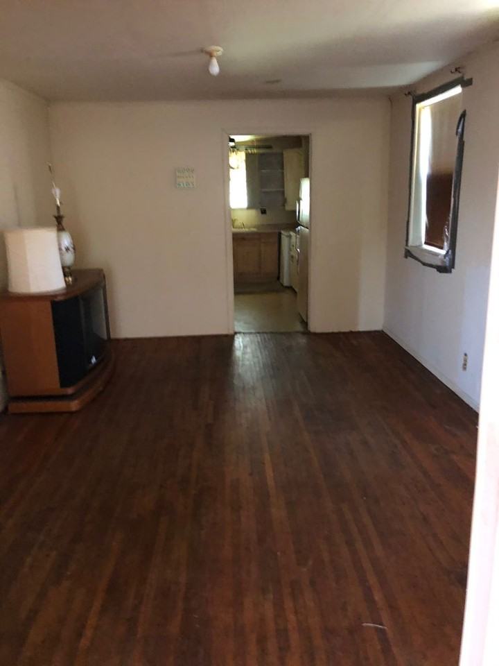 2020 N Madison Pl - Photo 2 of 6