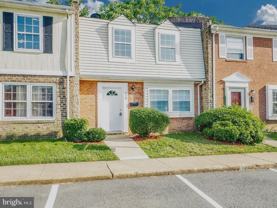 330 Brock Sq - Photo 1 of 1