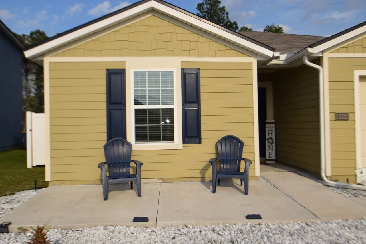 11572 Sheepshead Ln - Photo 3 of 37