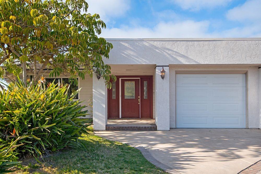 1372 Rodeo Dr - Photo 3 of 48