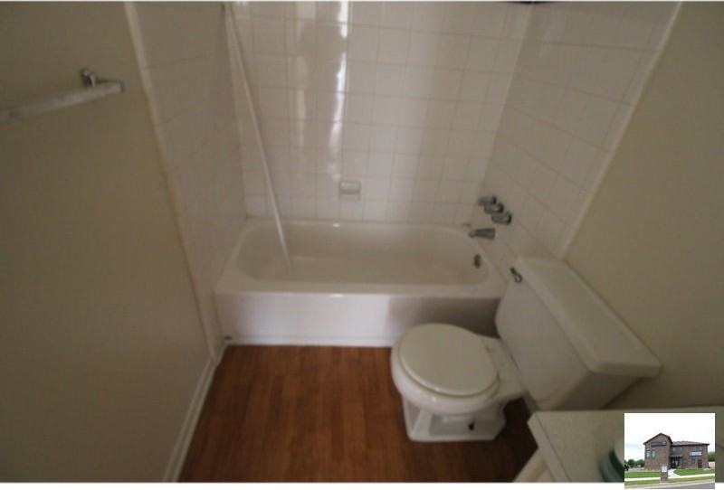813 N 5th St #D - Photo 5 of 6