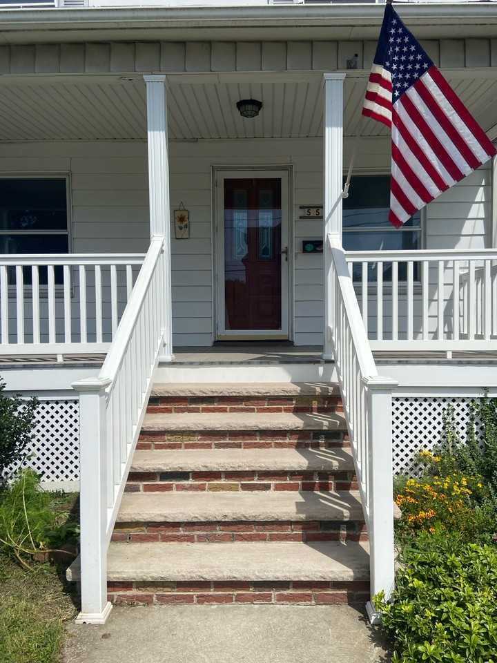 55 W Vaughn St #1 - Photo 2 of 13