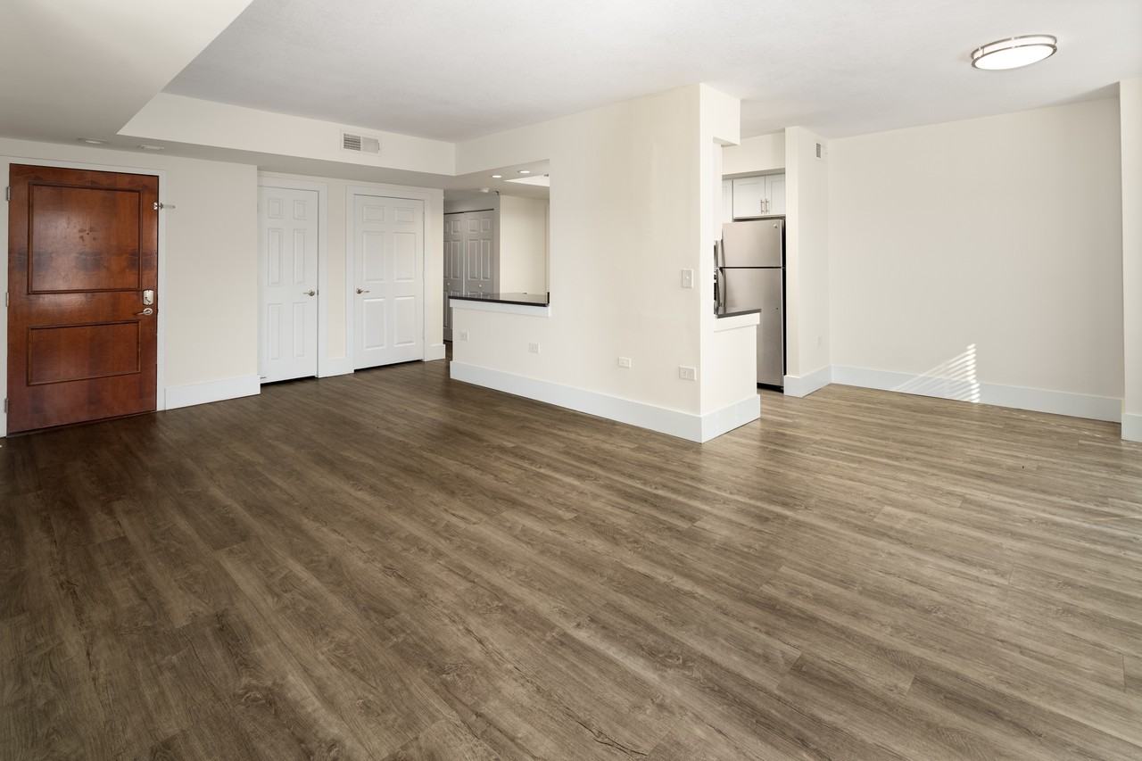 Wesley Townsend Apartments at Buckhead - Photo 6 of 51