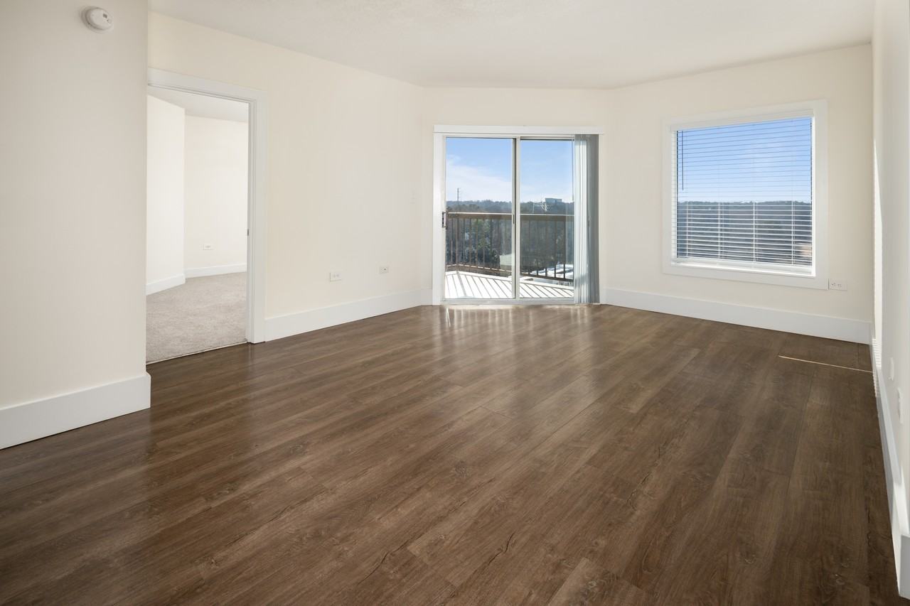 Wesley Townsend Apartments at Buckhead - Photo 5 of 55
