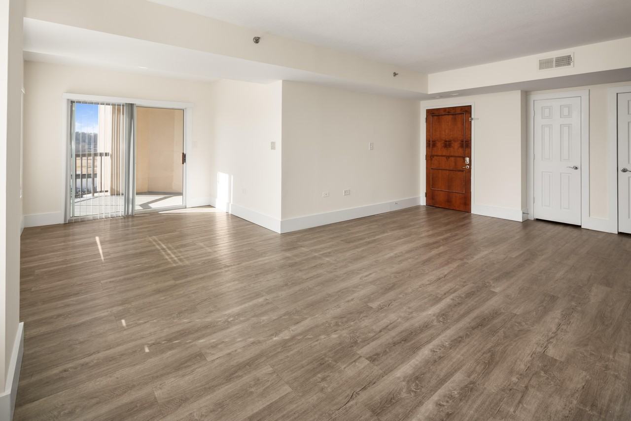 Wesley Townsend Apartments at Buckhead - Photo 7 of 51