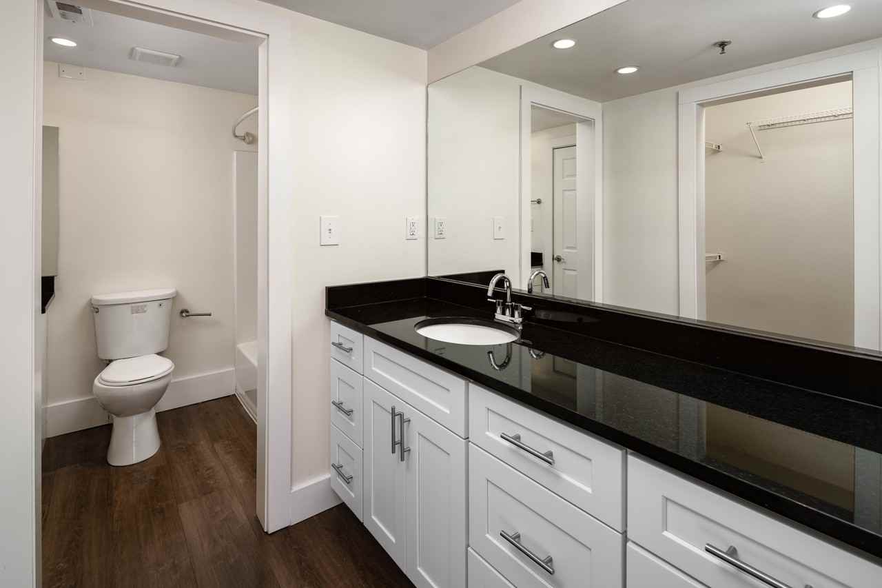 Wesley Townsend Apartments at Buckhead - Photo 6 of 55