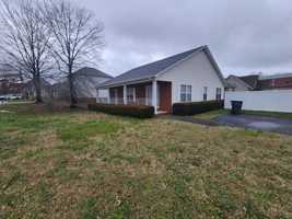 featured image of 919 919 Nottingham DriveApt B #2