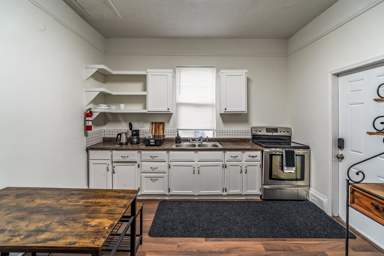 Birch St - Photo 7 of 9