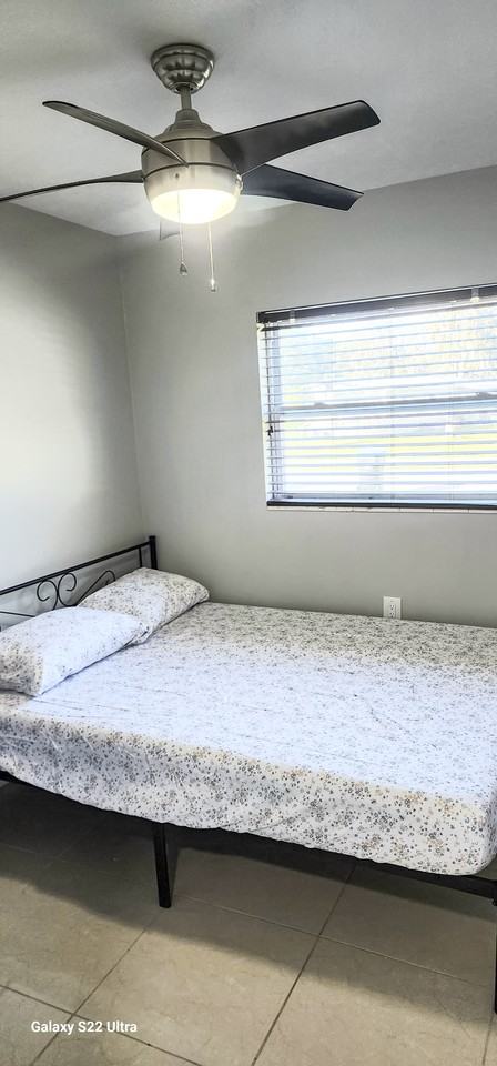 Hertha Ave - Photo 6 of 9