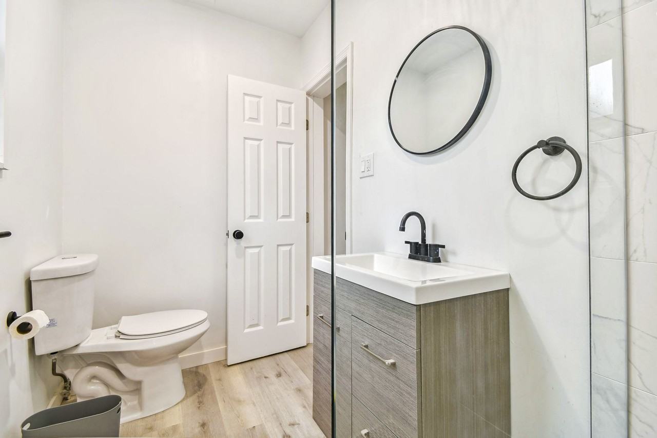 Xenia St N - Photo 6 of 18