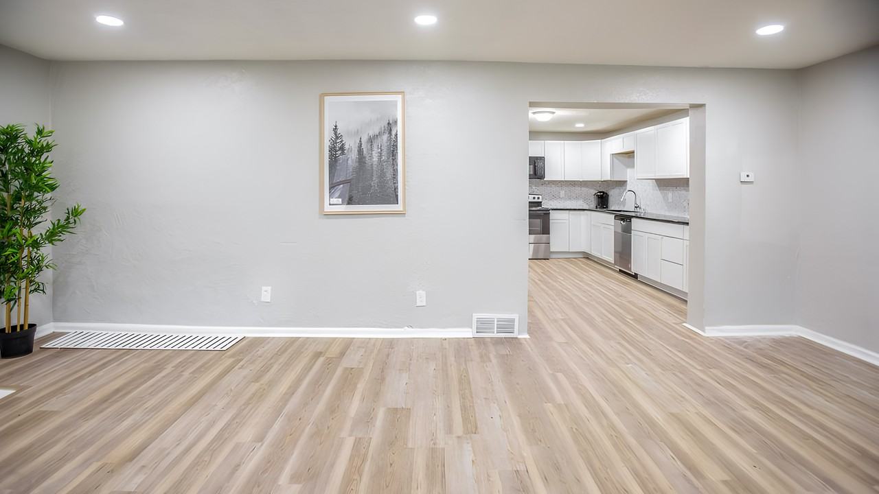 Chestnut Avenue - Photo 3 of 10