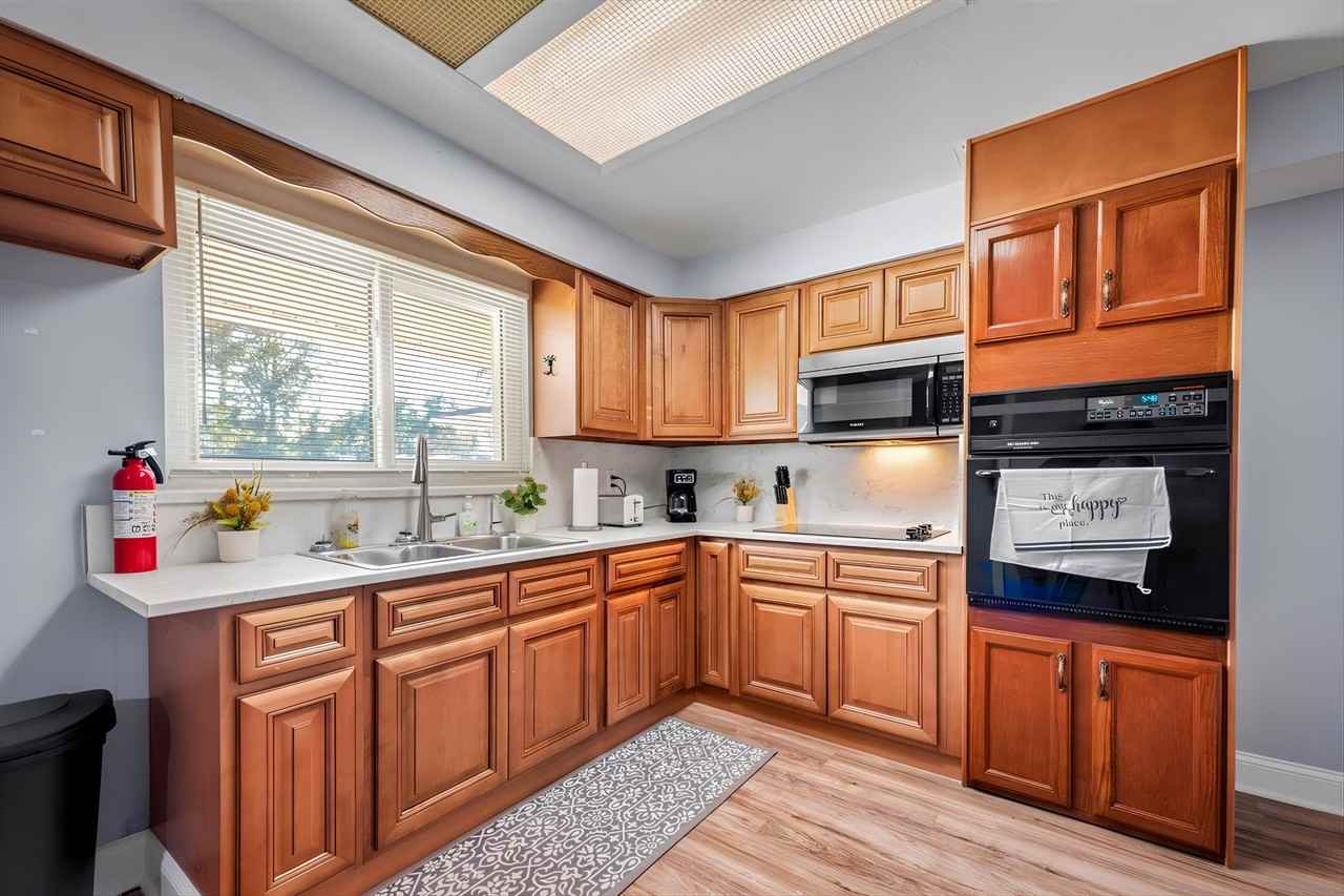 Holly Hill Cv - Photo 4 of 11