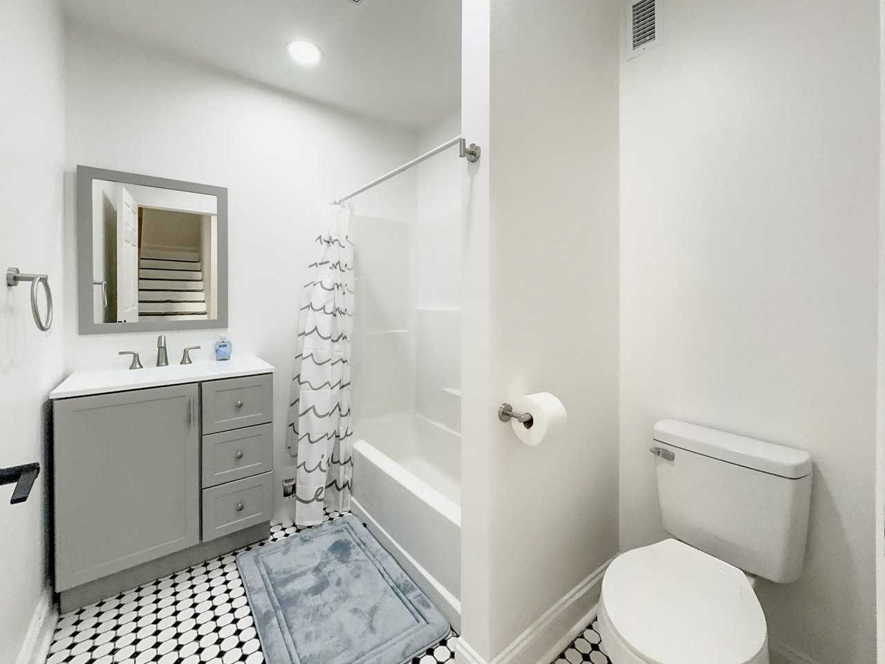 Eagle St - Photo 7 of 14