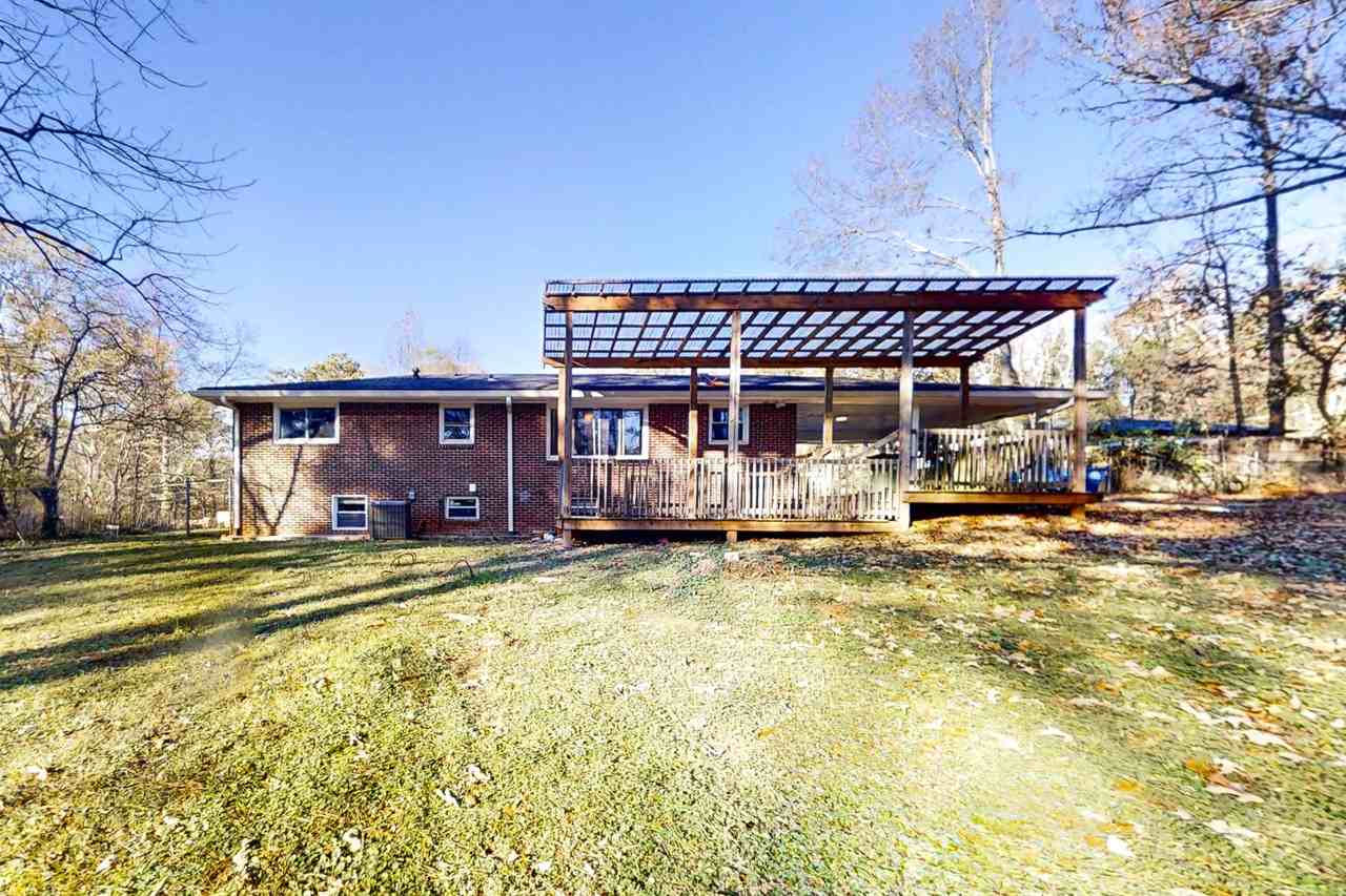 Knox Dr Se - Photo 3 of 19