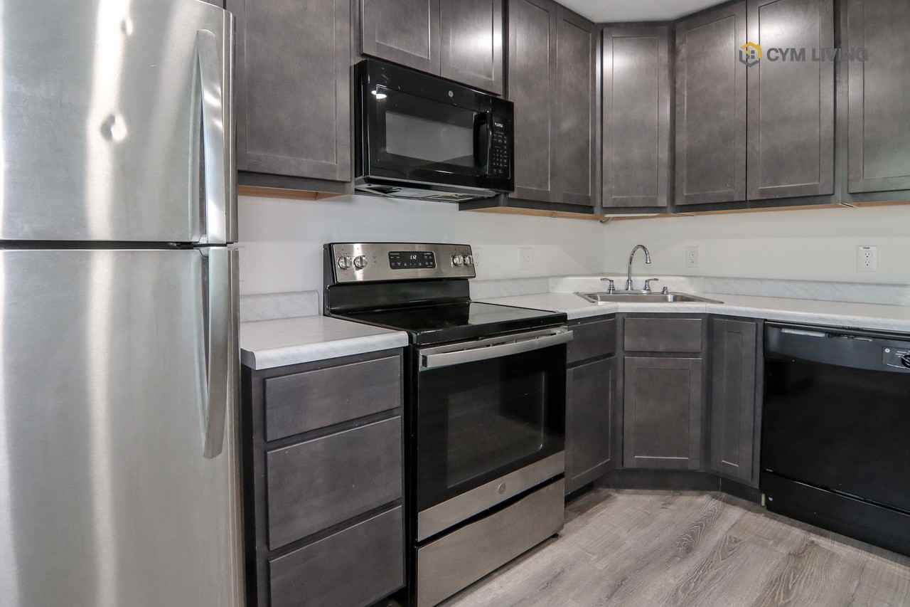 The Anchor - Photo 4 of 31