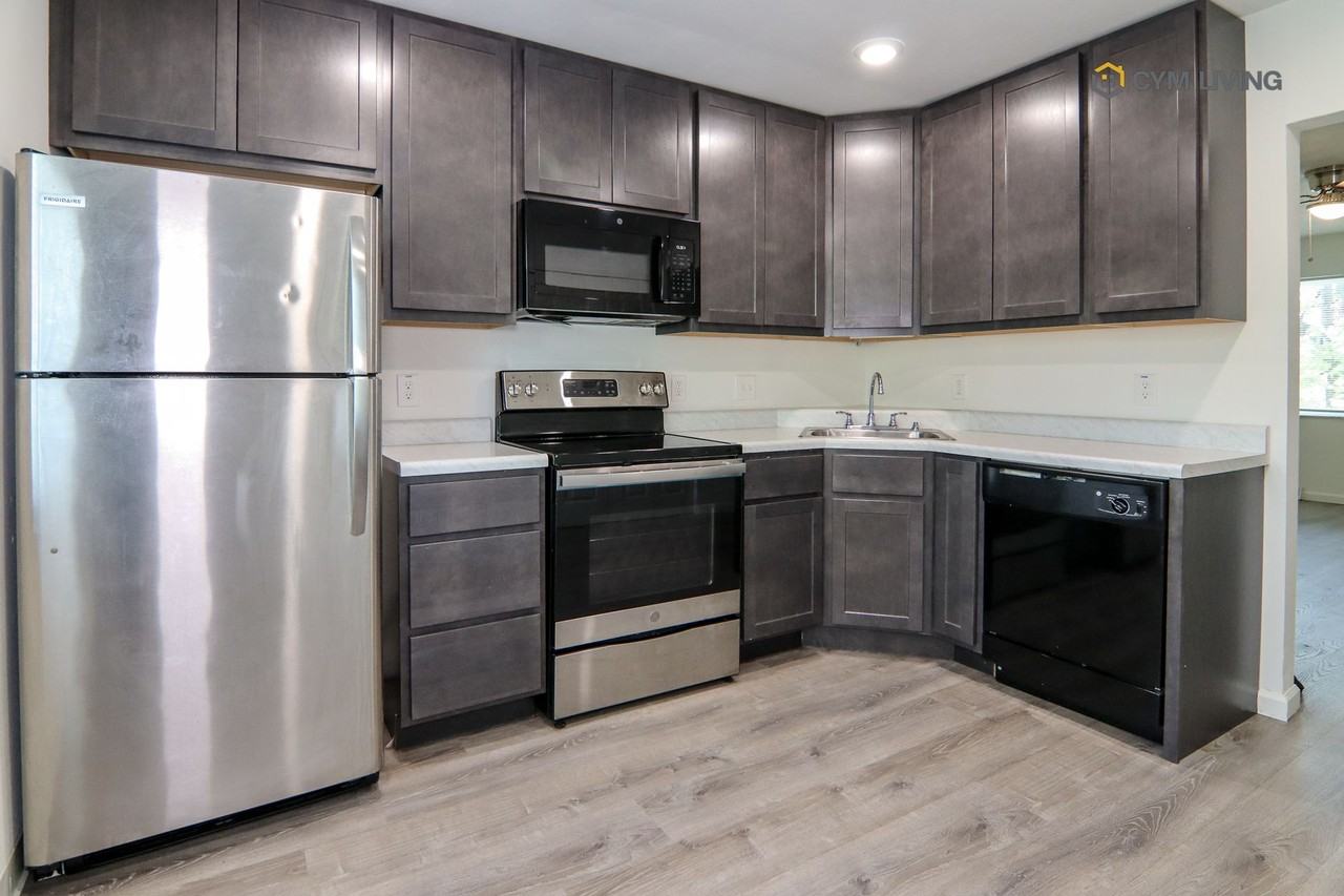 The Anchor - Photo 5 of 31