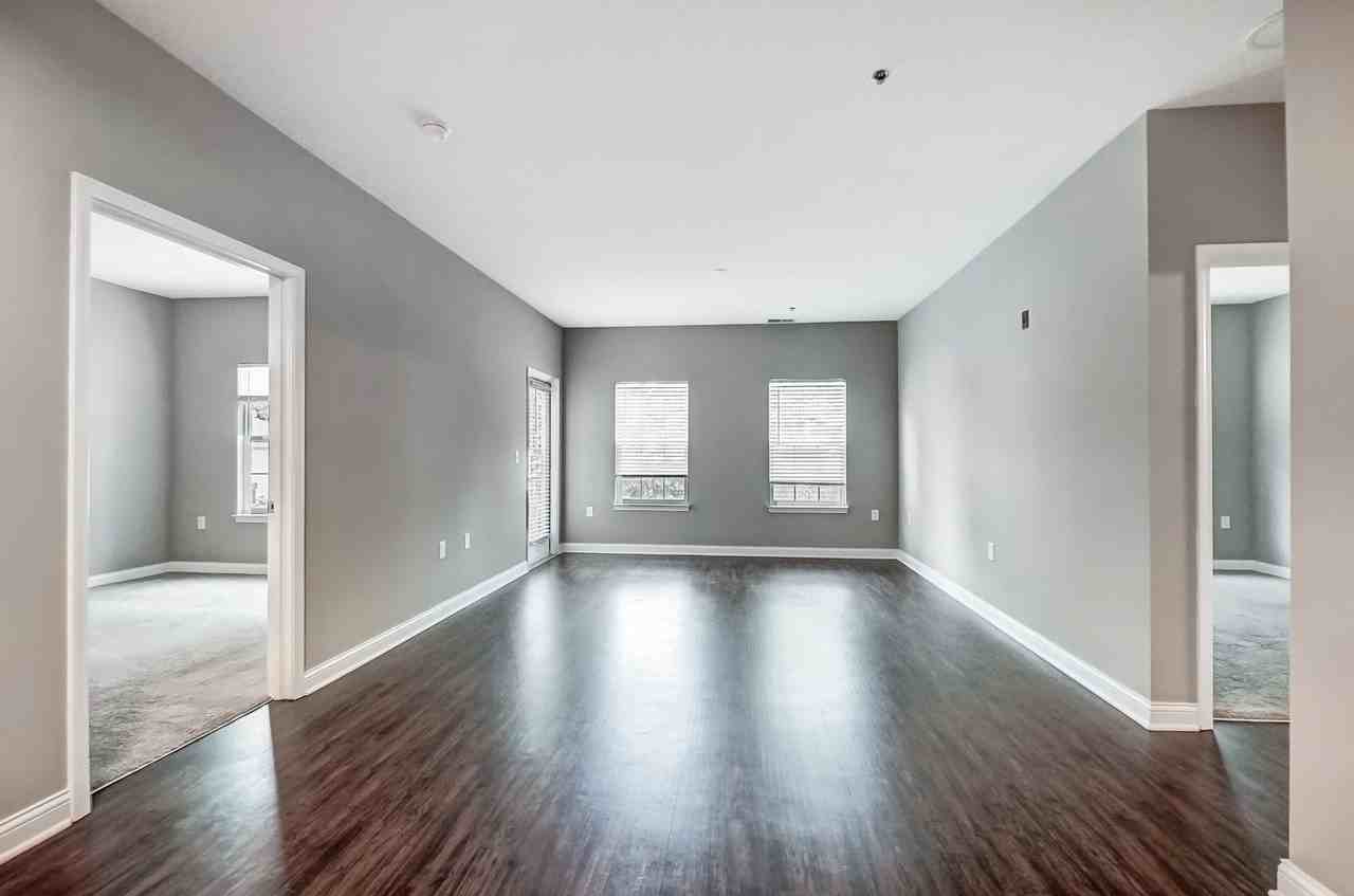 Premier Flats - Photo 5 of 42
