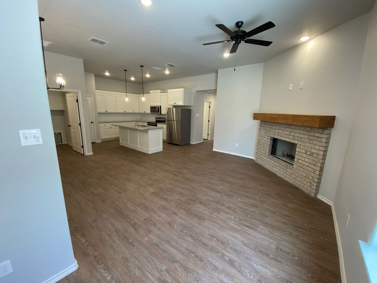 5516 121st St. - Photo 2 of 13