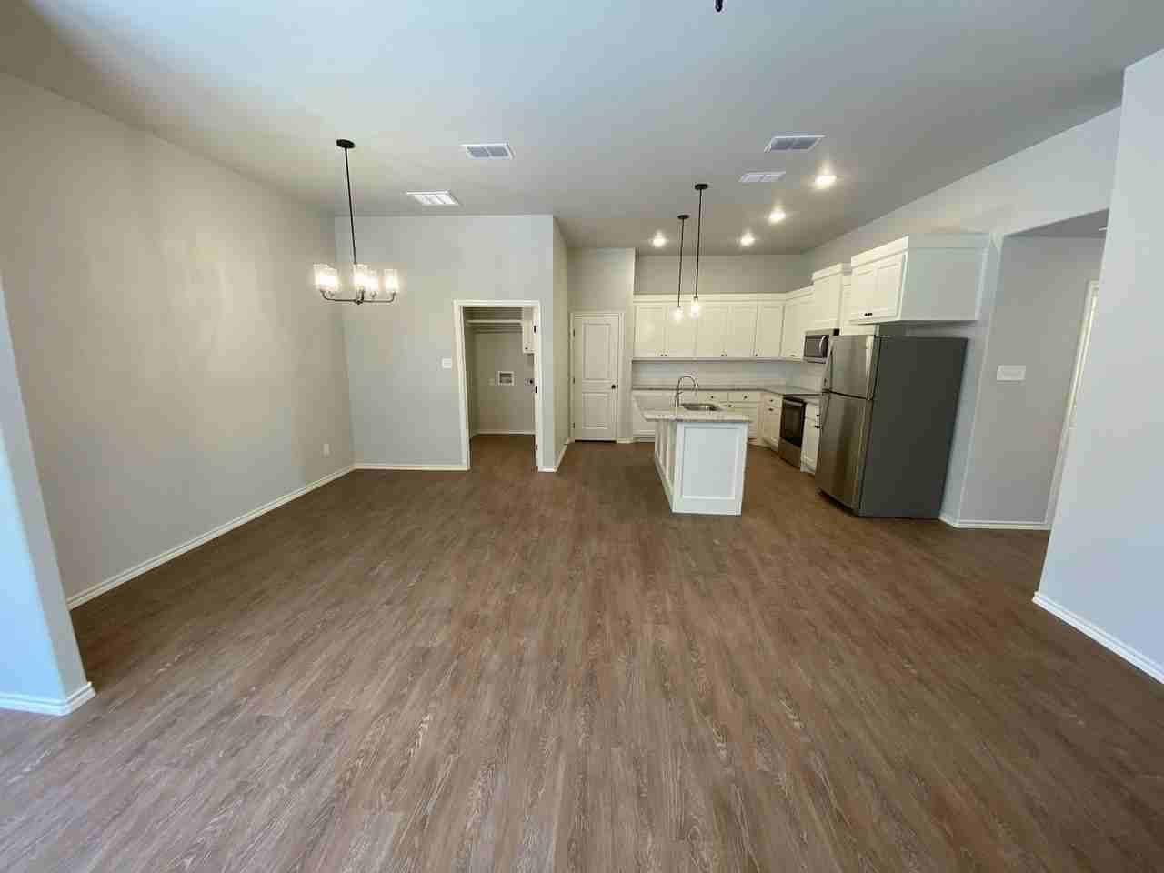 5516 121st St. - Photo 3 of 13