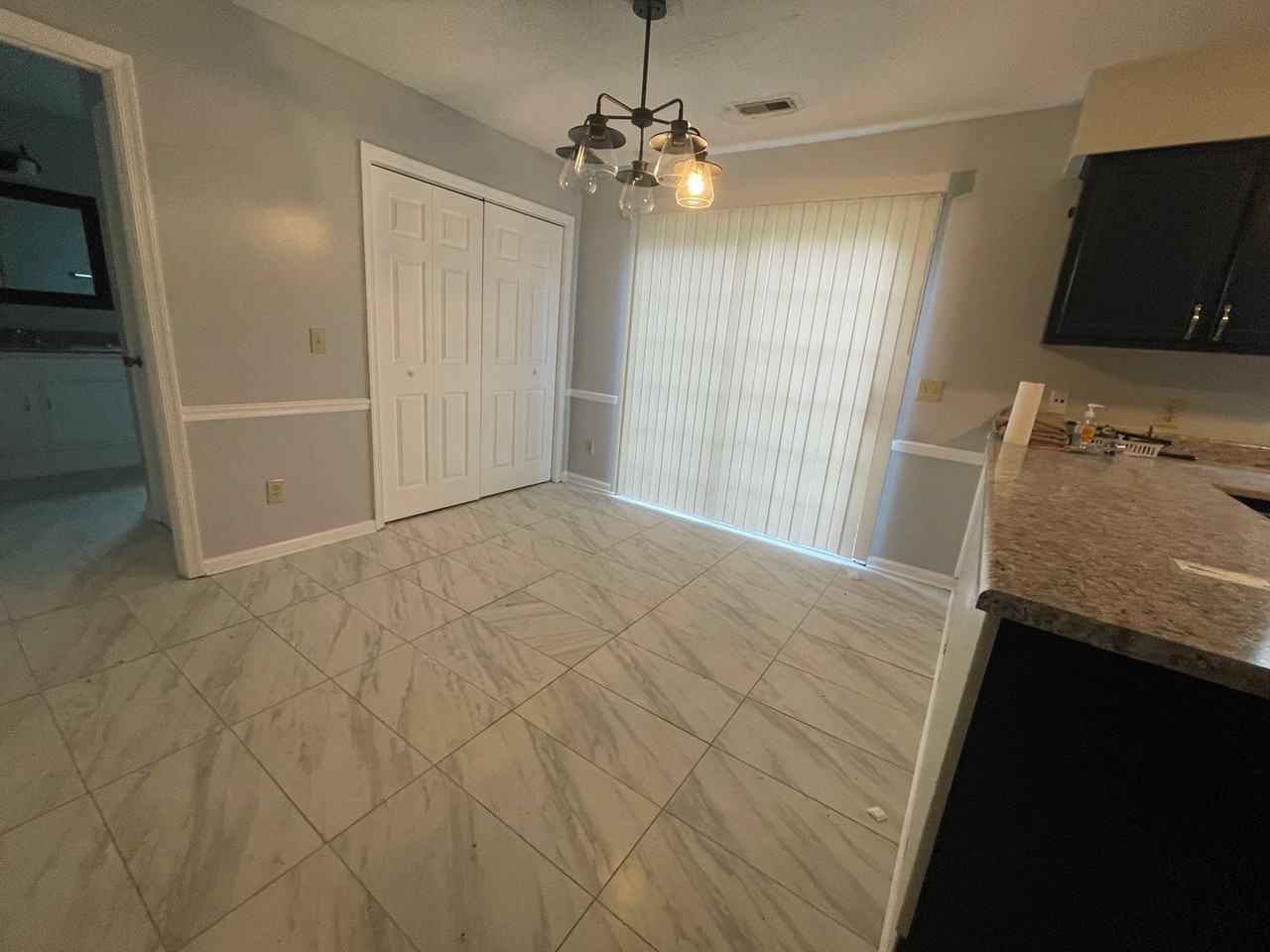 8 Hickory Knoll Ct - Photo 2 of 21