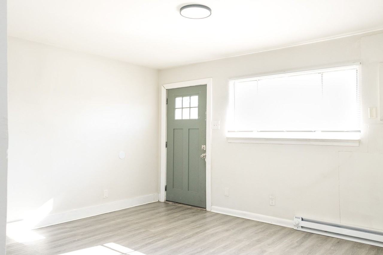 45 Scruggs St - Photo 3 of 14