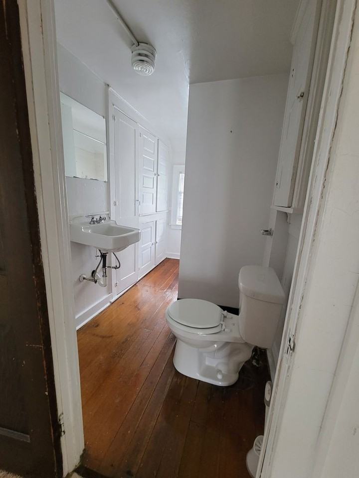 620-22 Fellows Avenue - Photo 5 of 18